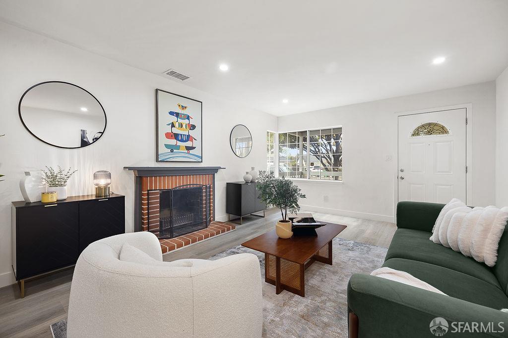 Detail Gallery Image 8 of 48 For 688 Garside Ct, San Leandro,  CA 94579 - 3 Beds | 2 Baths