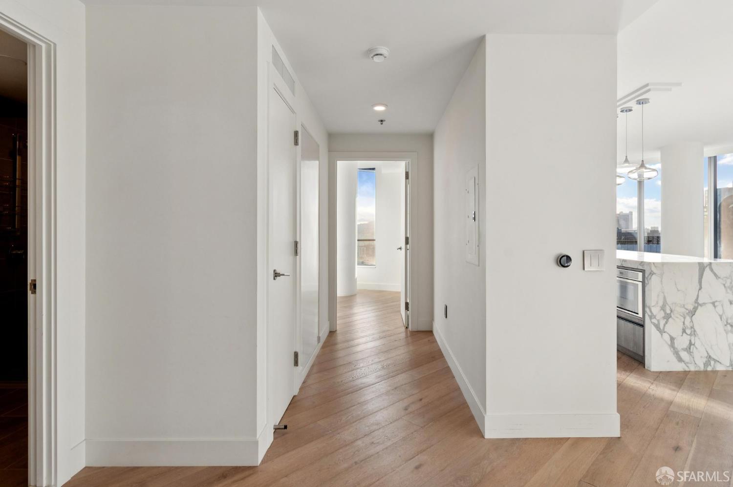 Detail Gallery Image 34 of 41 For 201 Folsom St 35a,  San Francisco,  CA 94105 - 2 Beds | 2 Baths