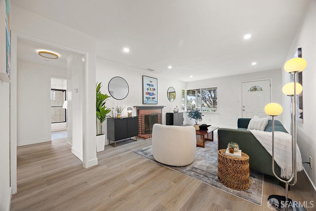 Detail Gallery Image 10 of 48 For 688 Garside Ct, San Leandro,  CA 94579 - 3 Beds | 2 Baths