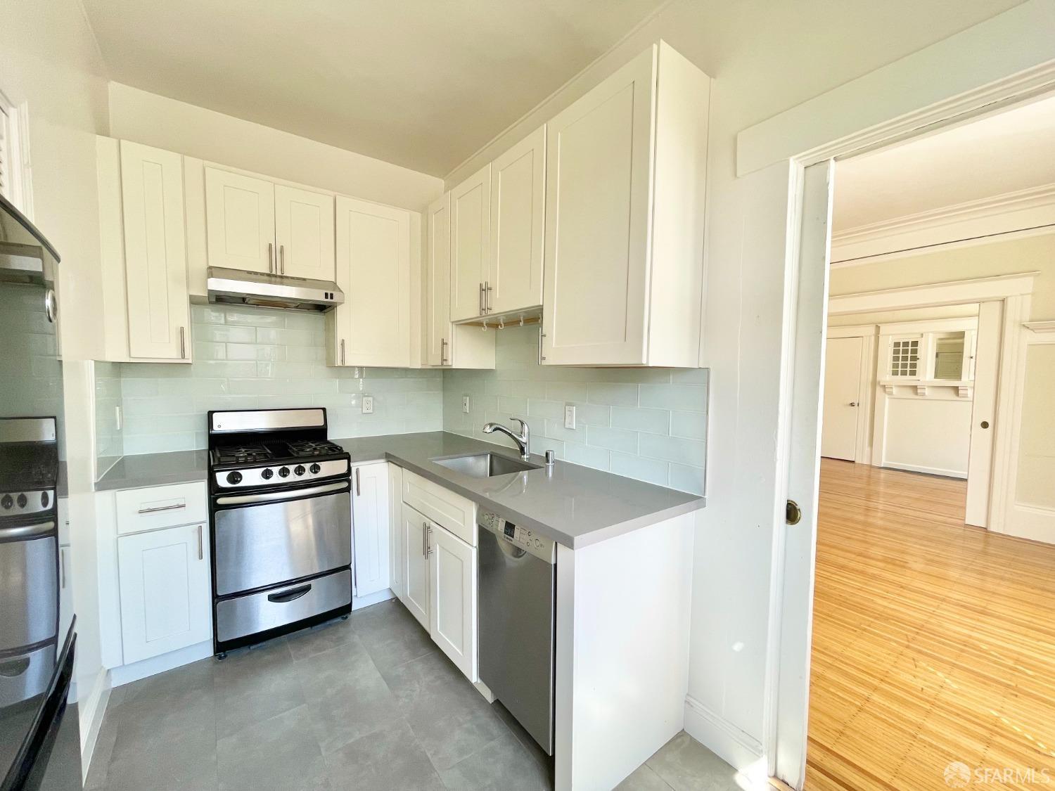 Detail Gallery Image 11 of 14 For 3410 22nd St #4,  San Francisco,  CA 94110 - 1 Beds | 1 Baths