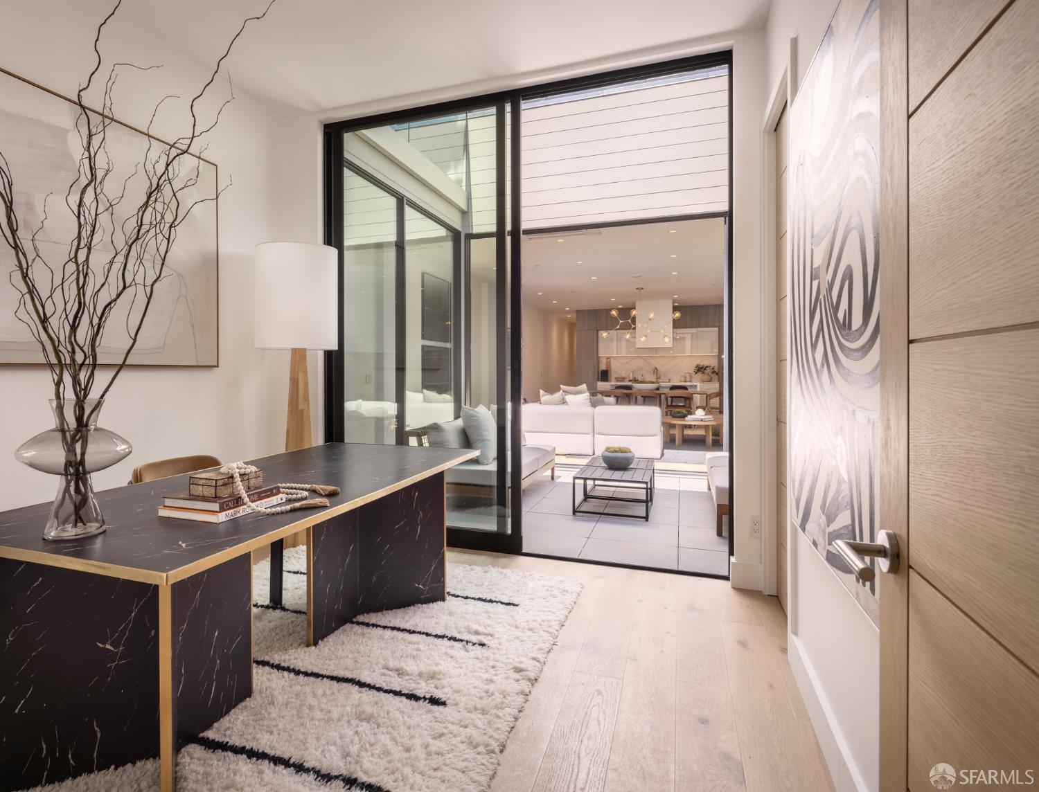 Photo #12: 425078762 Listing: Photo #12