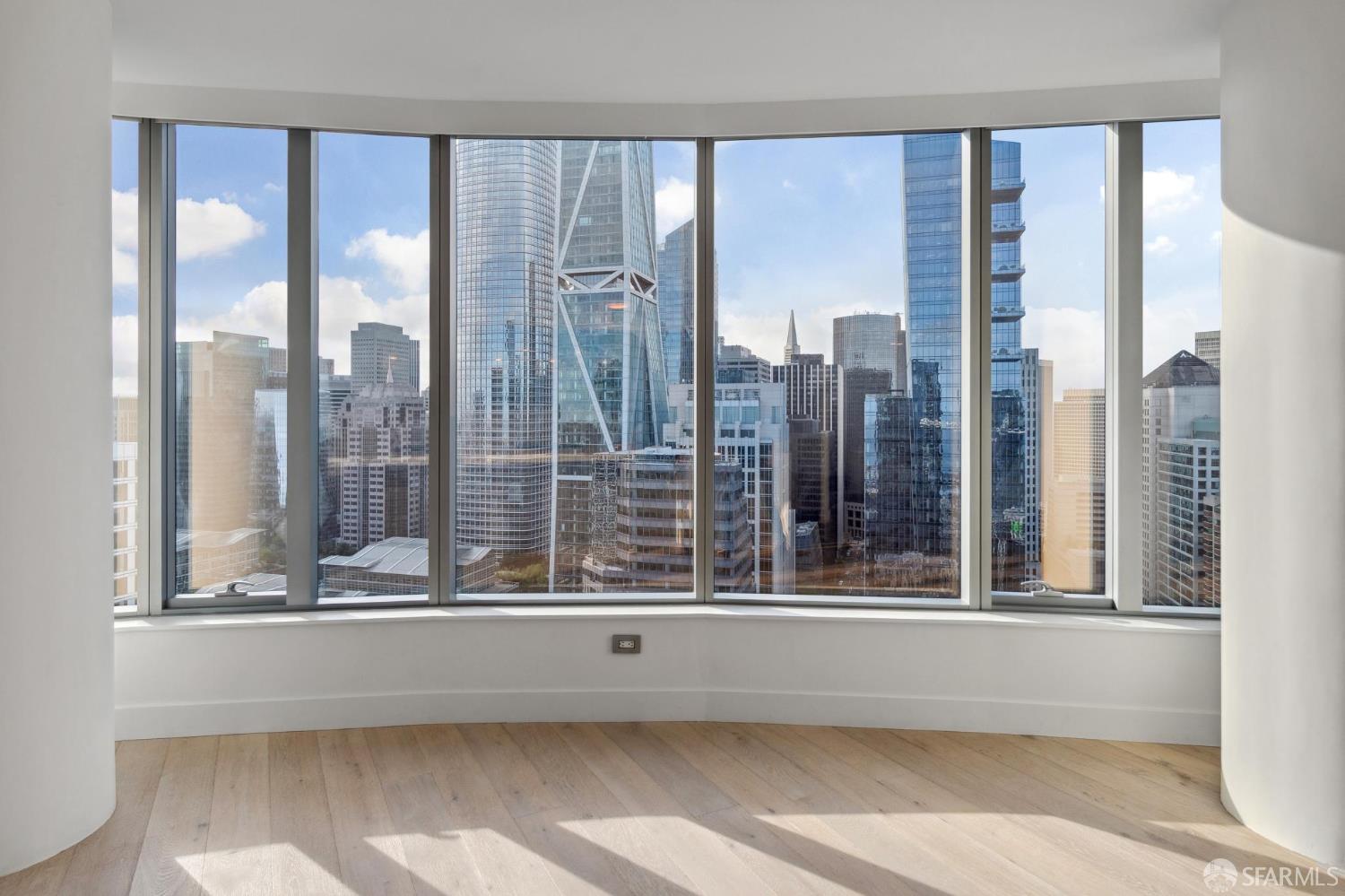 Detail Gallery Image 5 of 41 For 201 Folsom St 35a,  San Francisco,  CA 94105 - 2 Beds | 2 Baths