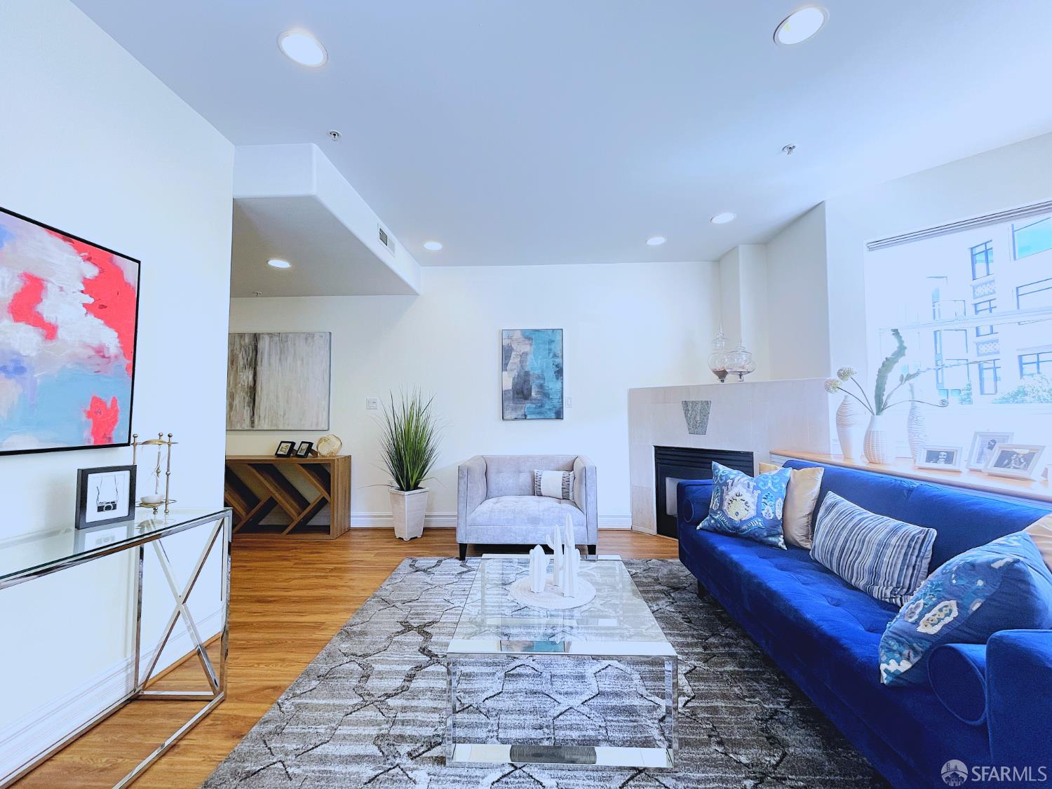 Photo #8: 425076156 Listing: Photo #8