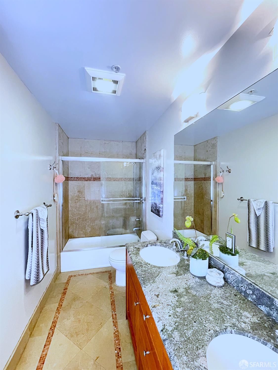 Photo #18: 425076156 Listing: Photo #18