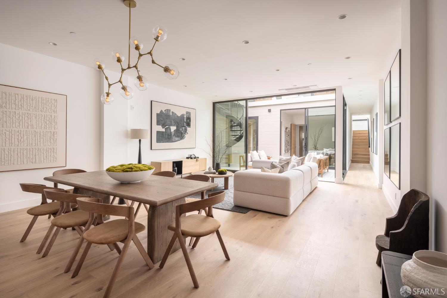 Photo #4: 425078762 Listing: Photo #4