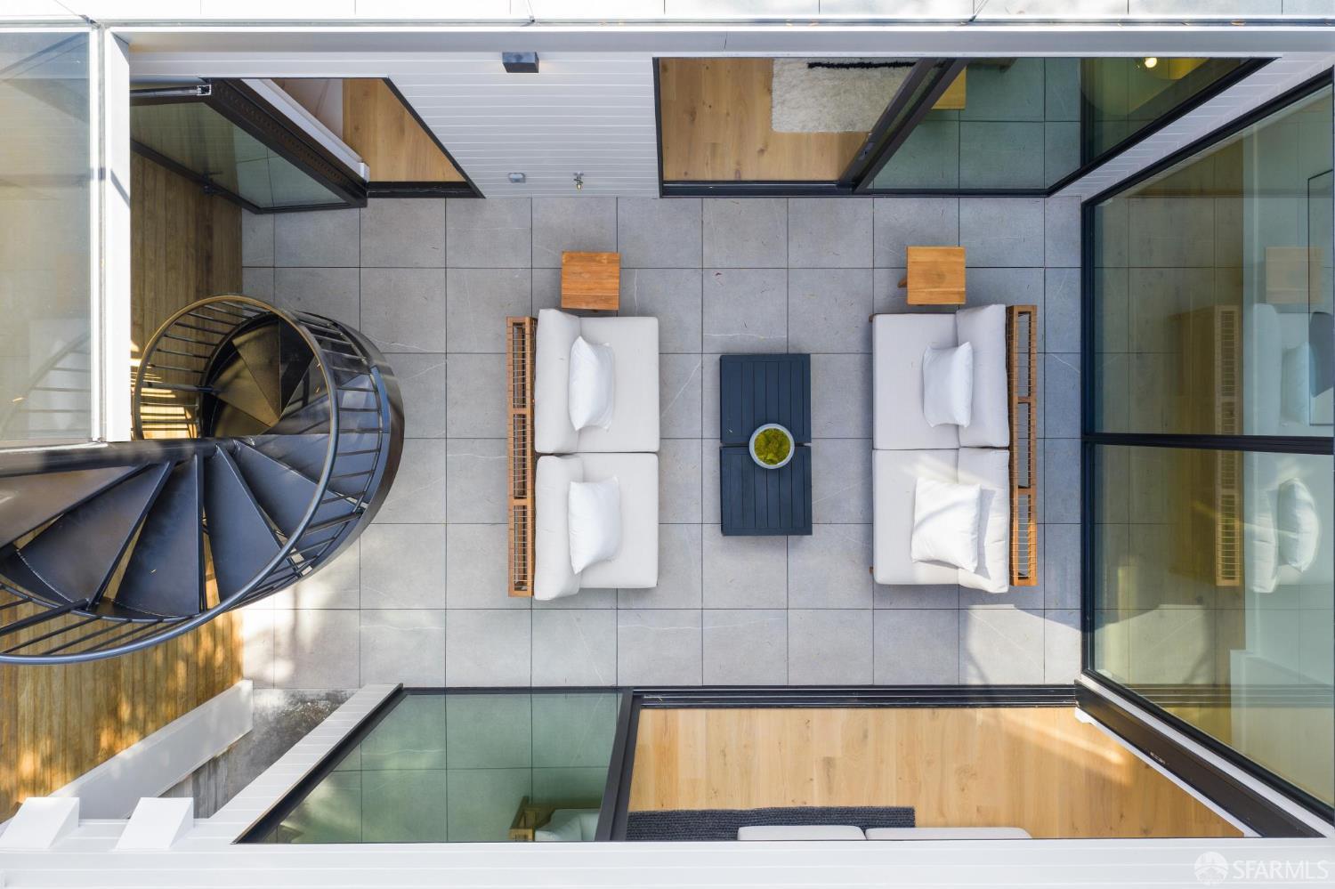 Photo #8: 425078762 Listing: Photo #8