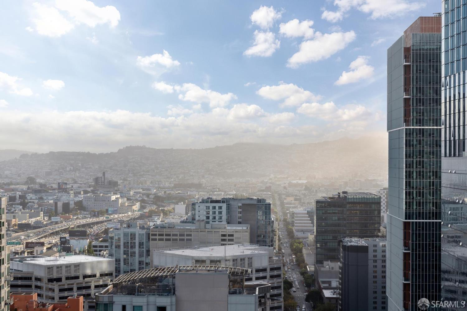 Detail Gallery Image 37 of 41 For 201 Folsom St 35a,  San Francisco,  CA 94105 - 2 Beds | 2 Baths