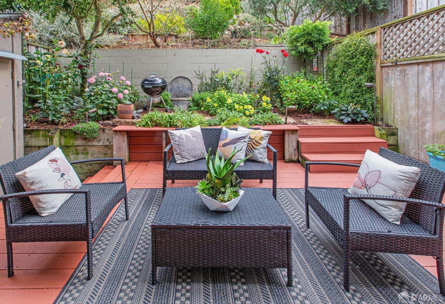 Detail Gallery Image 32 of 41 For 927 Linda Mar Blvd, Pacifica,  CA 94044 - 2 Beds | 2 Baths