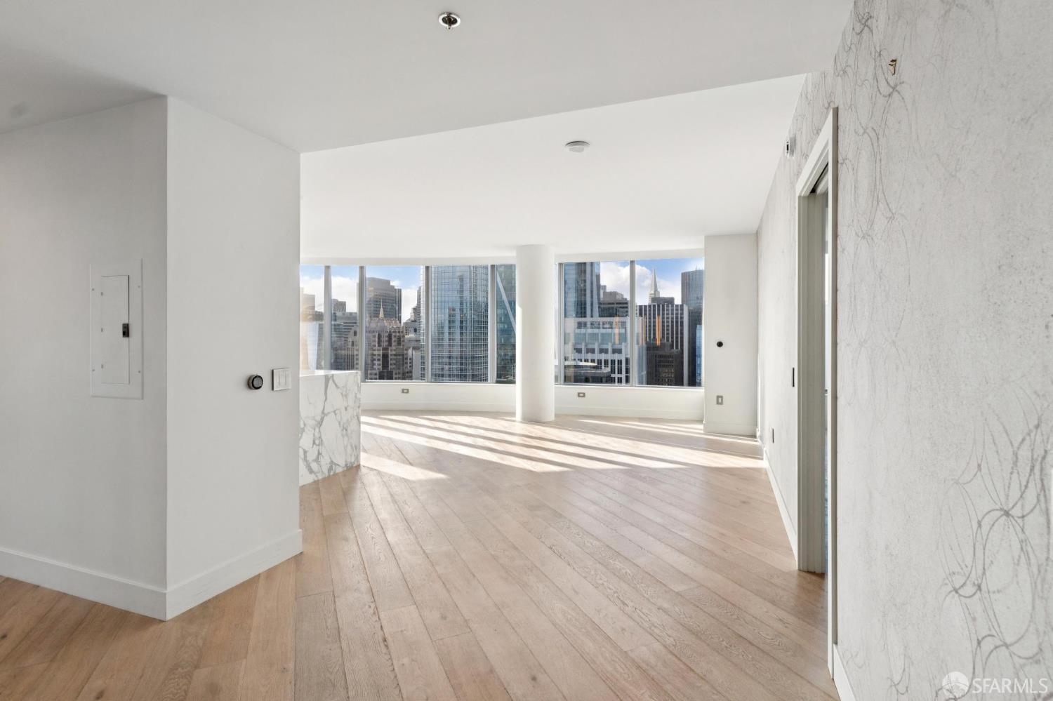 Detail Gallery Image 3 of 41 For 201 Folsom St 35a,  San Francisco,  CA 94105 - 2 Beds | 2 Baths