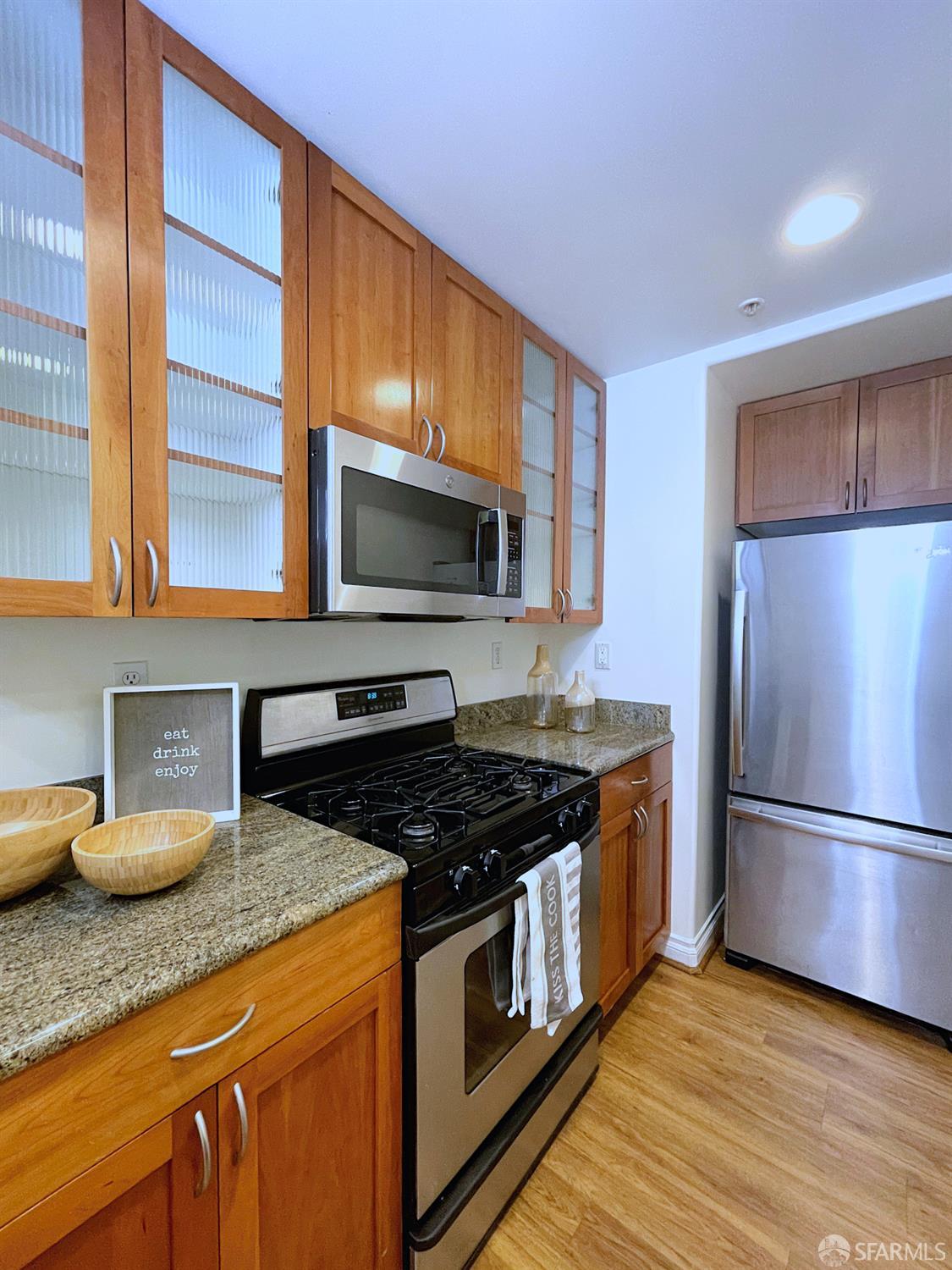 Photo #6: 425076156 Listing 