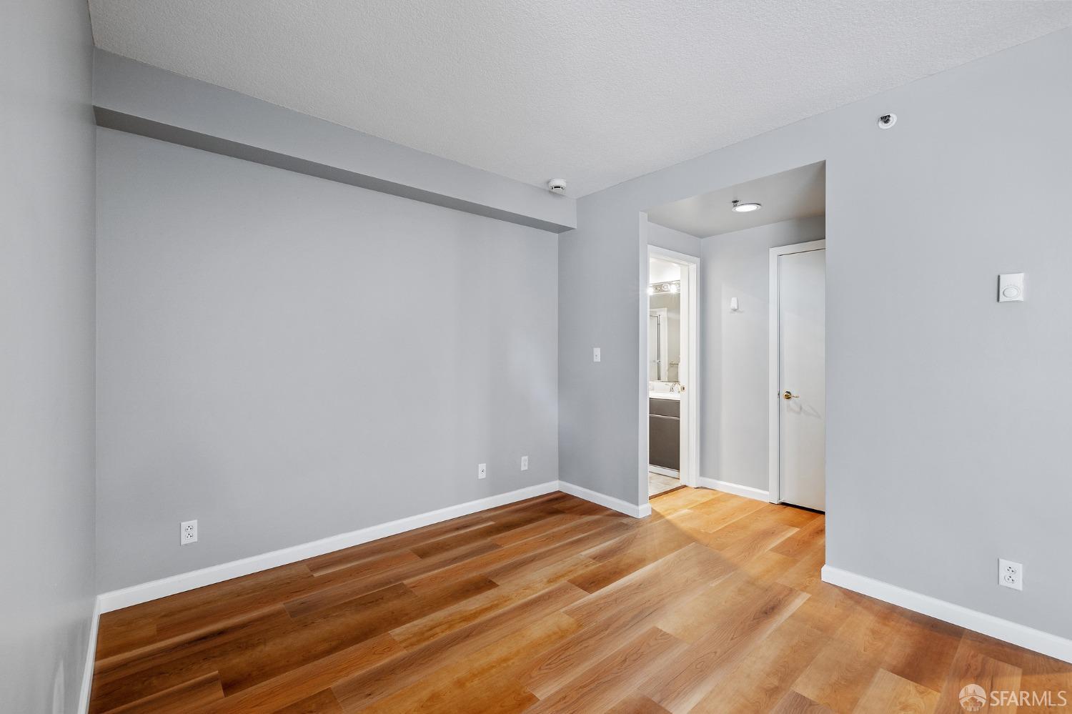 Photo #19: 425078952 Listing: Photo #19