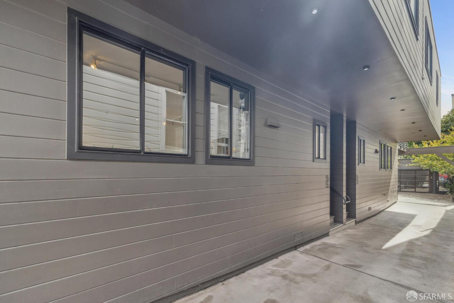 Photo #37: 425078059 Listing: Photo #37