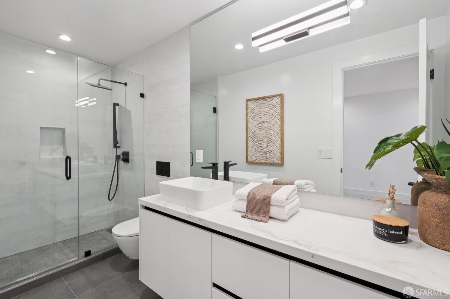 Detail Gallery Image 27 of 34 For 1726 30th Ave, San Francisco,  CA 94122 - 4 Beds | 4/1 Baths