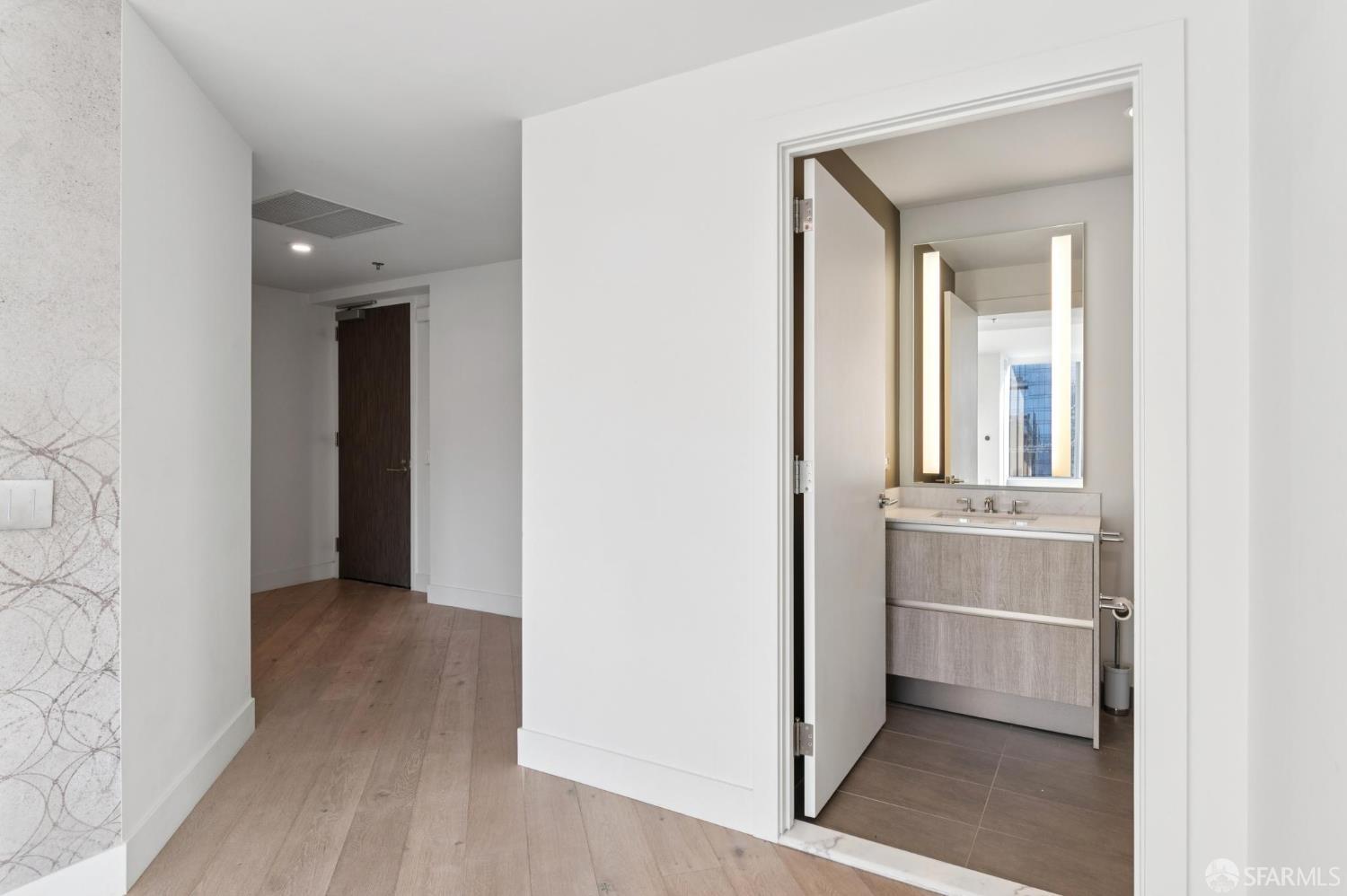 Detail Gallery Image 39 of 41 For 201 Folsom St 35a,  San Francisco,  CA 94105 - 2 Beds | 2 Baths