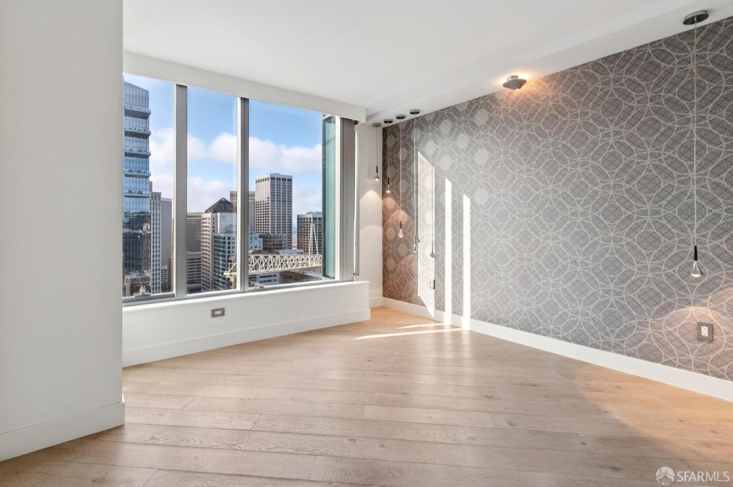 Detail Gallery Image 18 of 41 For 201 Folsom St 35a,  San Francisco,  CA 94105 - 2 Beds | 2 Baths