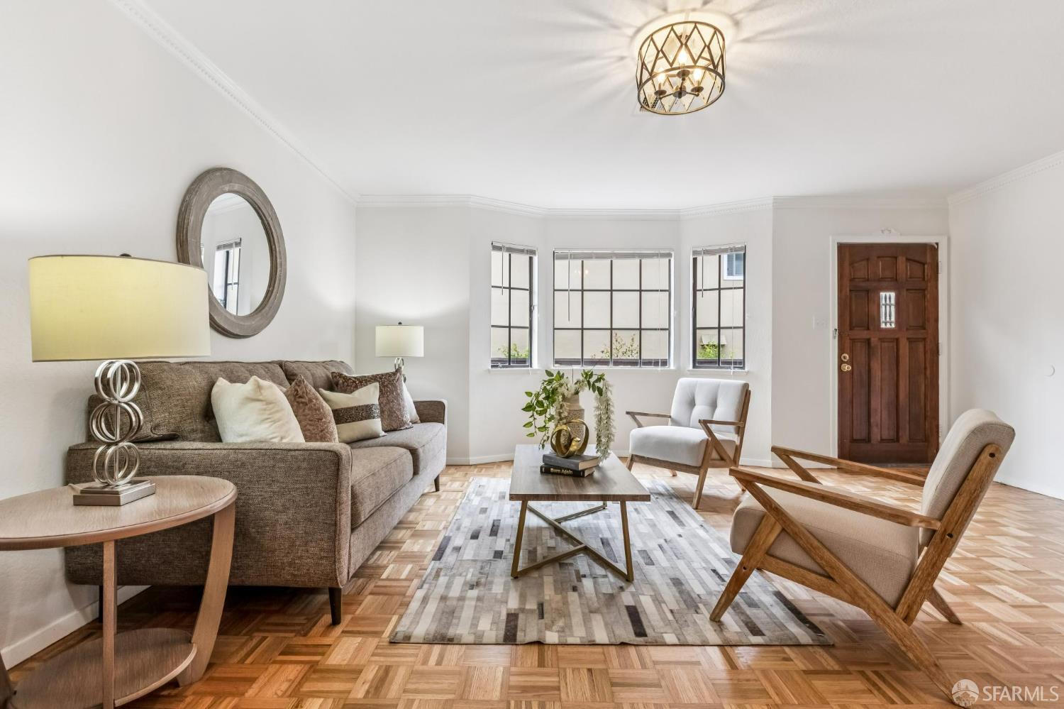 Detail Gallery Image 3 of 36 For 1421 El Camino Real #6,  Burlingame,  CA 94010 - 2 Beds | 2 Baths