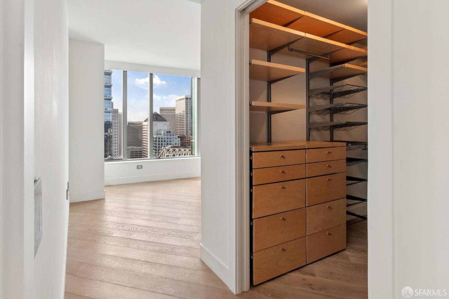 Detail Gallery Image 17 of 41 For 201 Folsom St 35a,  San Francisco,  CA 94105 - 2 Beds | 2 Baths