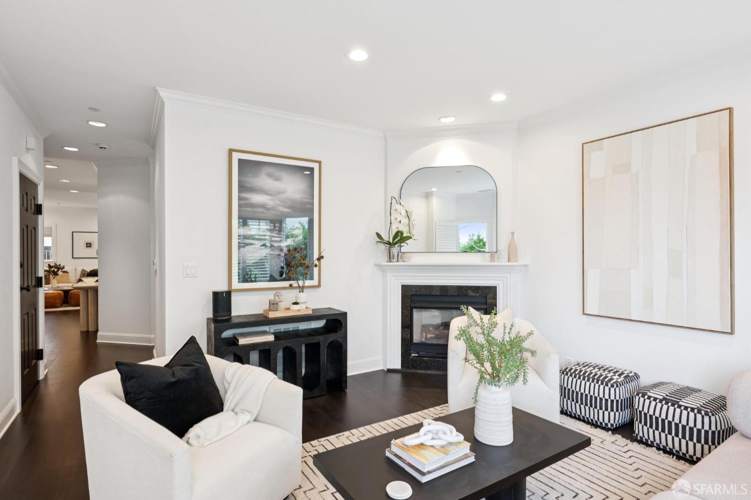 Photo #4: 425078733 Listing 