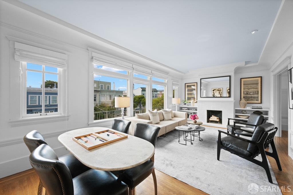 Photo #2: 425057738 Listing 