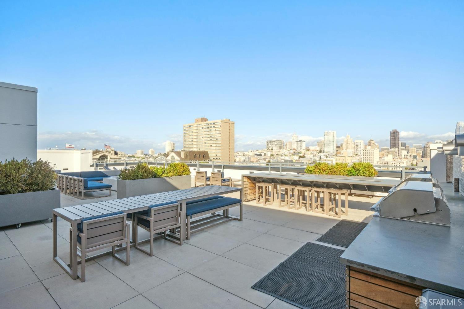 Detail Gallery Image 12 of 21 For 1450 Franklin St #902,  San Francisco,  CA 94109 - 2 Beds | 2 Baths