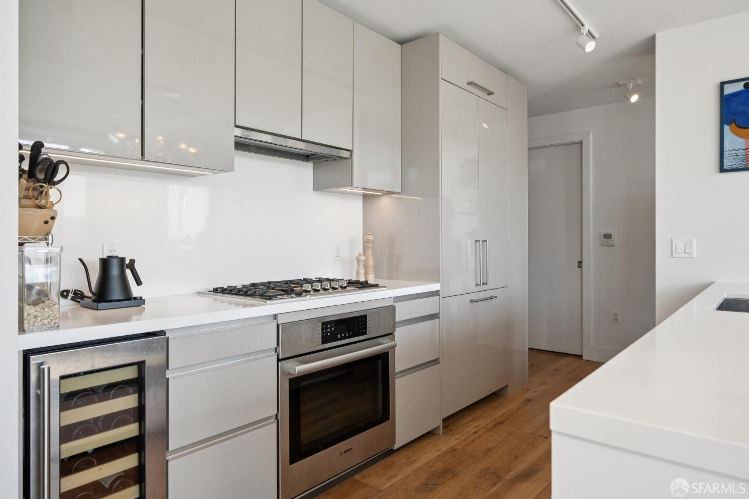 Detail Gallery Image 6 of 21 For 1450 Franklin St #902,  San Francisco,  CA 94109 - 2 Beds | 2 Baths