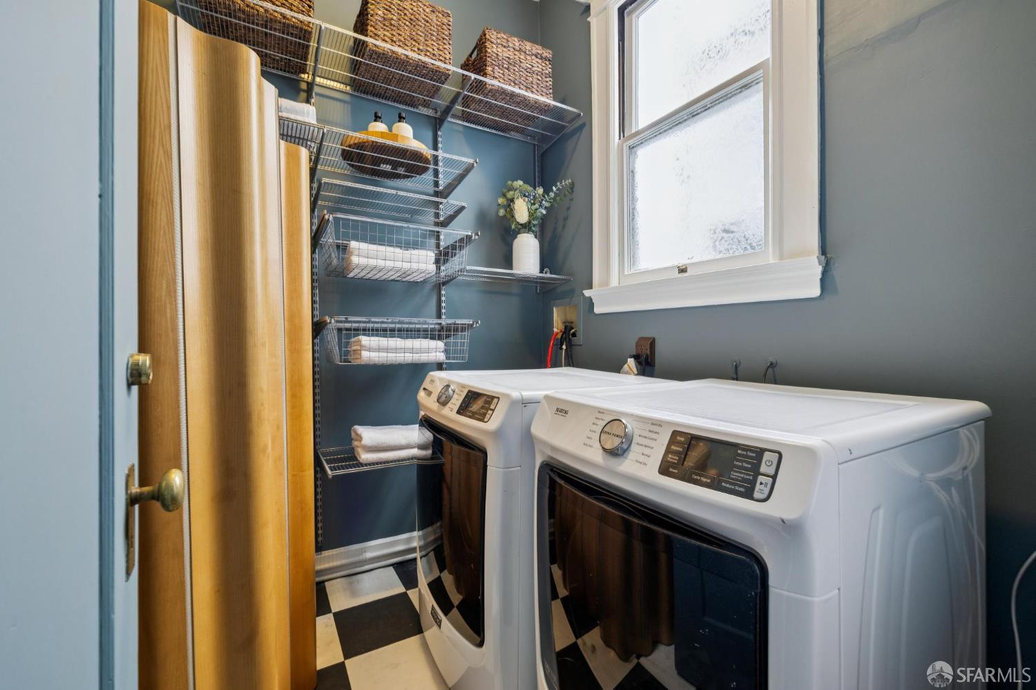 Detail Gallery Image 18 of 53 For 141 Buena Vista Ave, San Francisco,  CA 94117 - 4 Beds | 3 Baths