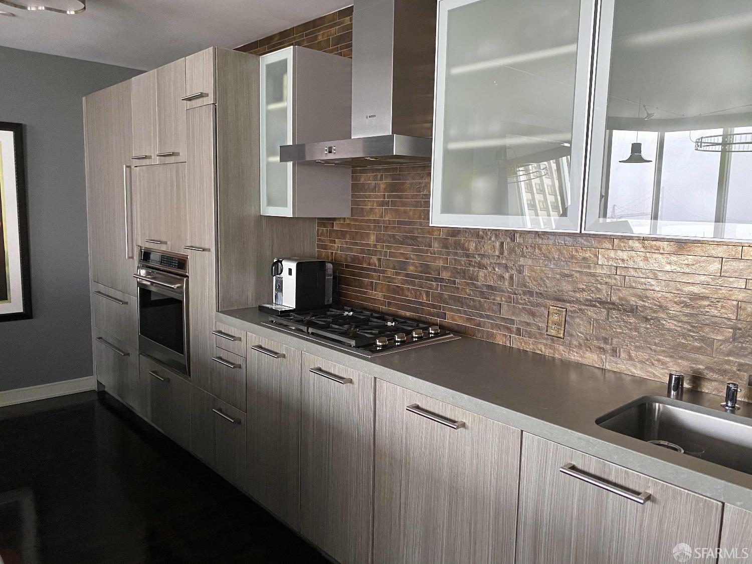 Photo #4: 425079125 Listing 