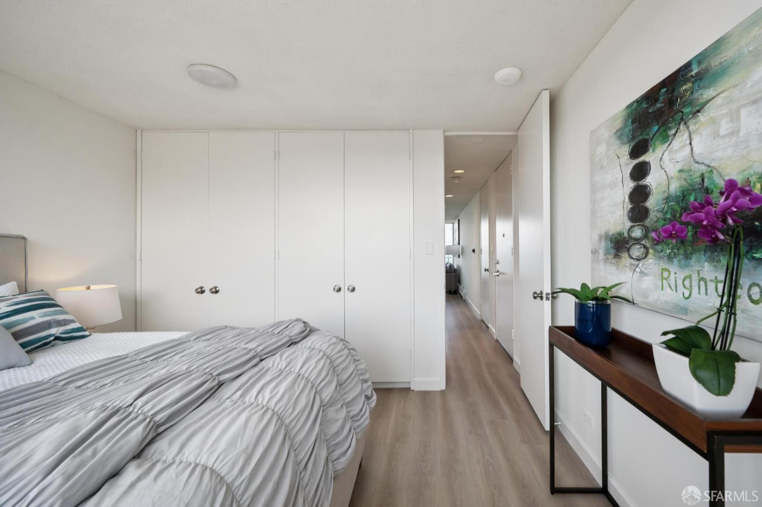 Photo #17: 425061533 Listing: Photo #17