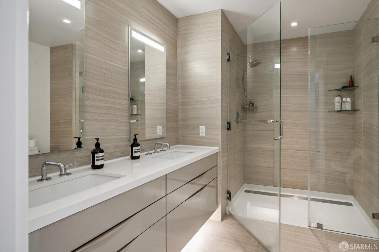 Detail Gallery Image 9 of 21 For 1450 Franklin St #902,  San Francisco,  CA 94109 - 2 Beds | 2 Baths