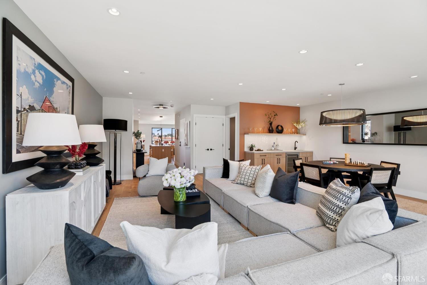 Detail Gallery Image 7 of 34 For 576 27th Ave, San Francisco,  CA 94121 - 3 Beds | 2/1 Baths