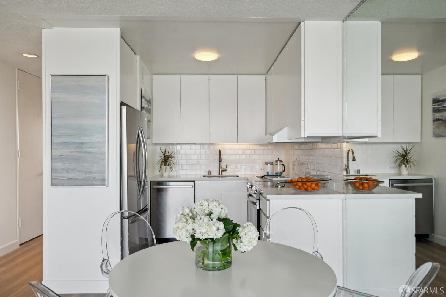 Photo #10: 425061533 Listing: Photo #10