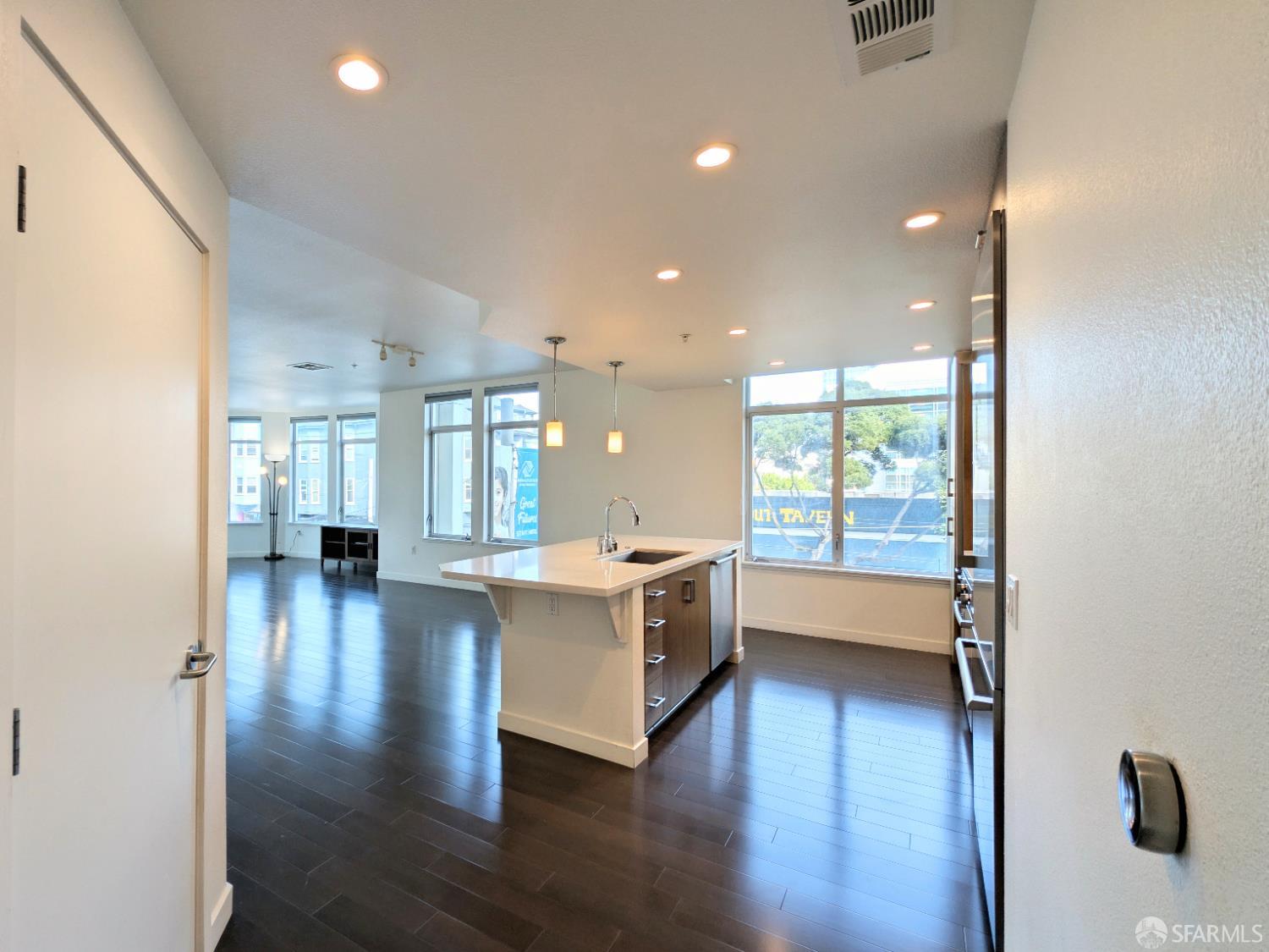 Detail Gallery Image 6 of 29 For 2655 Bush St #201,  San Francisco,  CA 94115 - 3 Beds | 2 Baths
