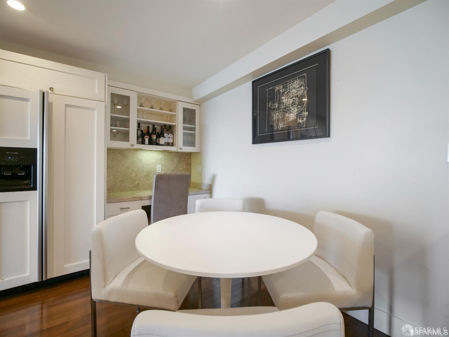 Detail Gallery Image 9 of 22 For 1177 California St #312,  San Francisco,  CA 94109 - 1 Beds | 1 Baths
