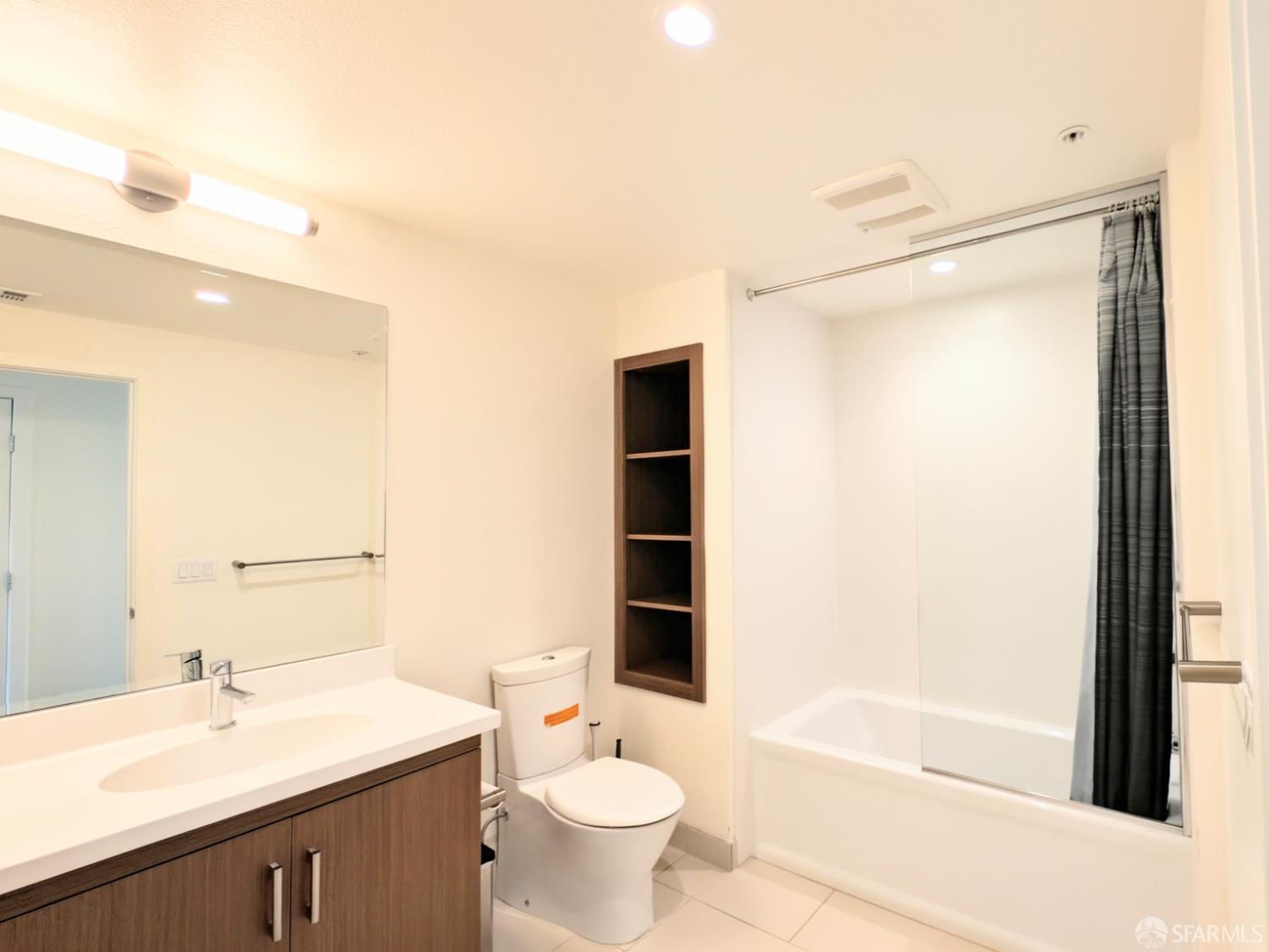 Detail Gallery Image 17 of 29 For 2655 Bush St #201,  San Francisco,  CA 94115 - 3 Beds | 2 Baths