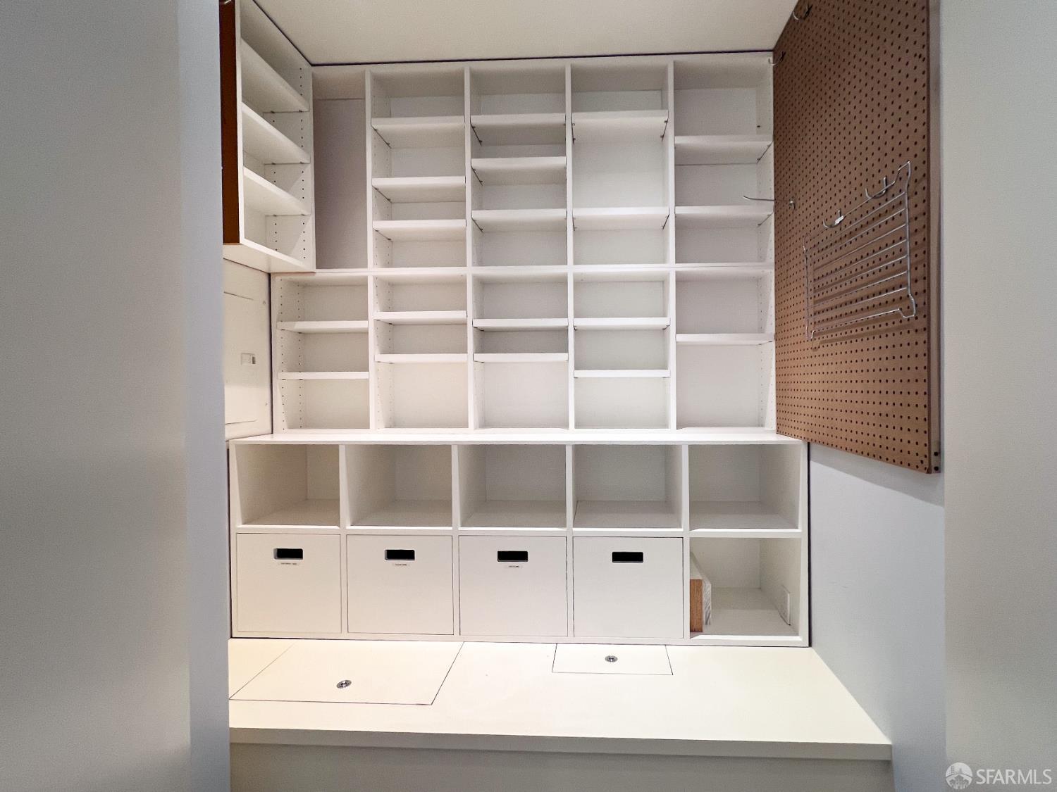 Detail Gallery Image 9 of 31 For 2200 Sacramento St #1702,  San Francisco,  CA 94115 - 2 Beds | 2/1 Baths