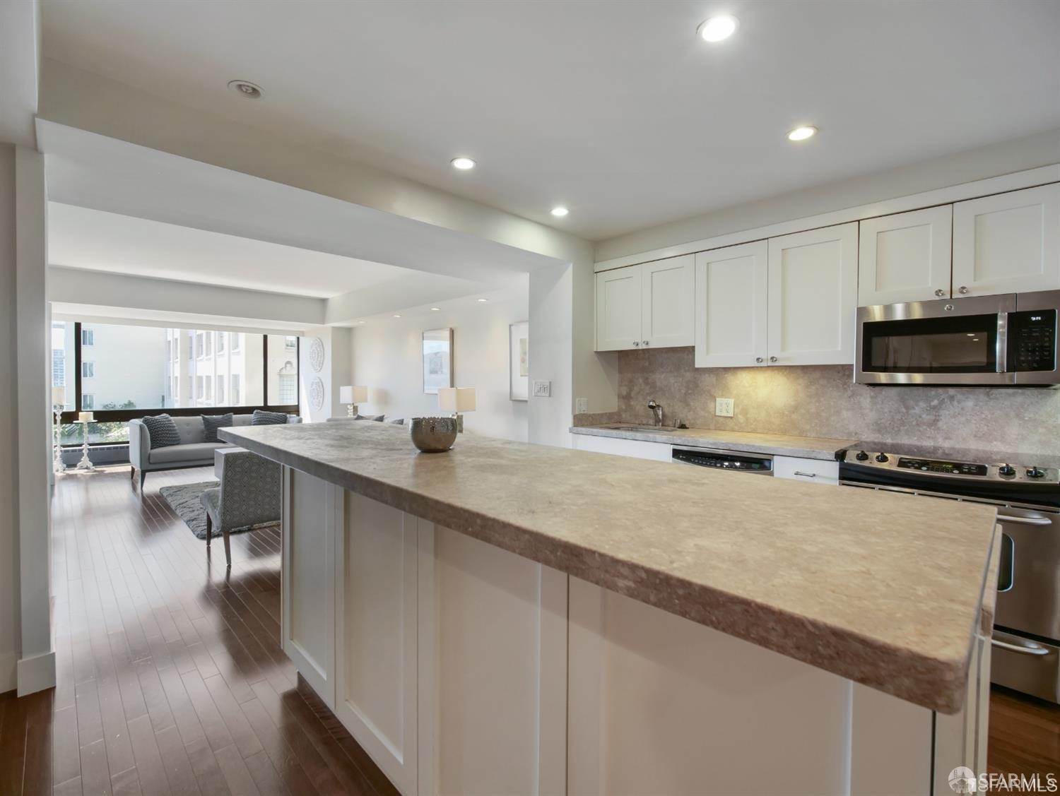 Detail Gallery Image 7 of 22 For 1177 California St #312,  San Francisco,  CA 94109 - 1 Beds | 1 Baths