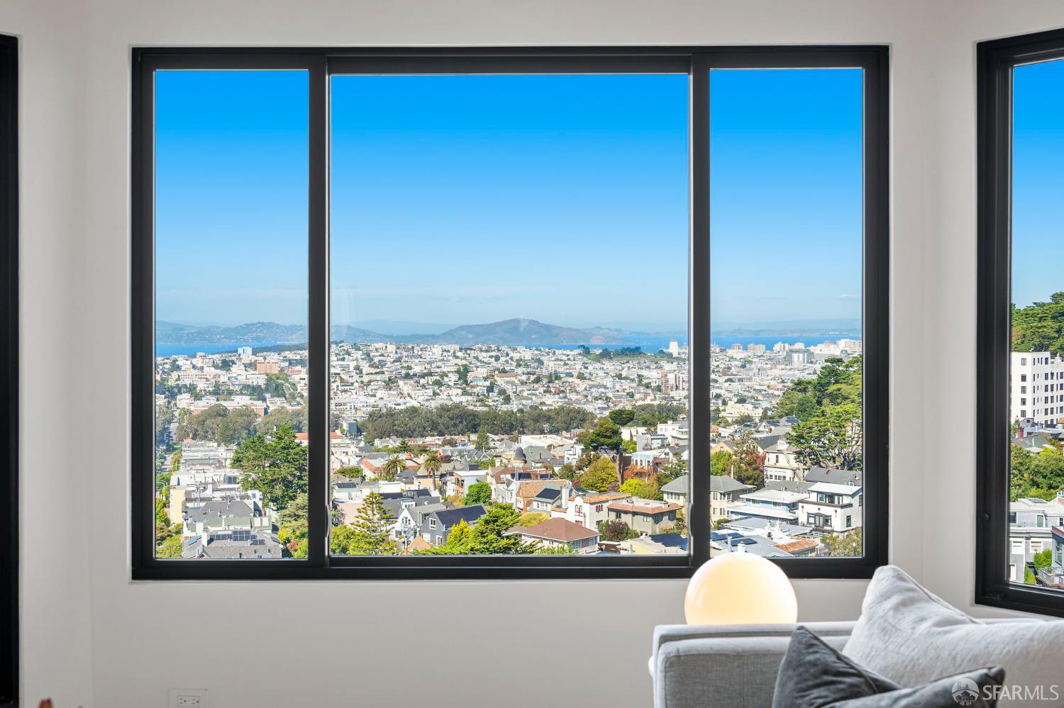 Photo #5: 425078557 Listing 