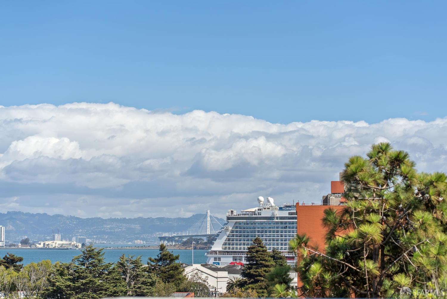 Detail Gallery Image 54 of 73 For 165 Francisco St #11,  San Francisco,  CA 94133 - 3 Beds | 2/1 Baths