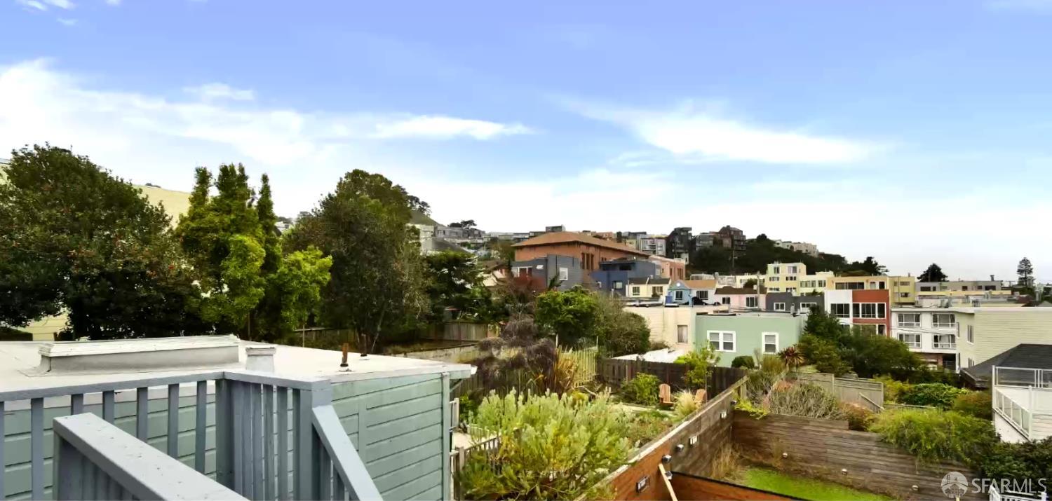 Detail Gallery Image 15 of 17 For 1515 11th Ave, San Francisco,  CA 94122 - 4 Beds | 5 Baths