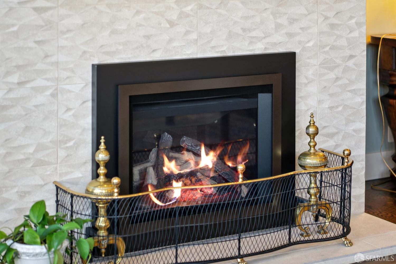 Detail Gallery Image 52 of 73 For 165 Francisco St #11,  San Francisco,  CA 94133 - 3 Beds | 2/1 Baths