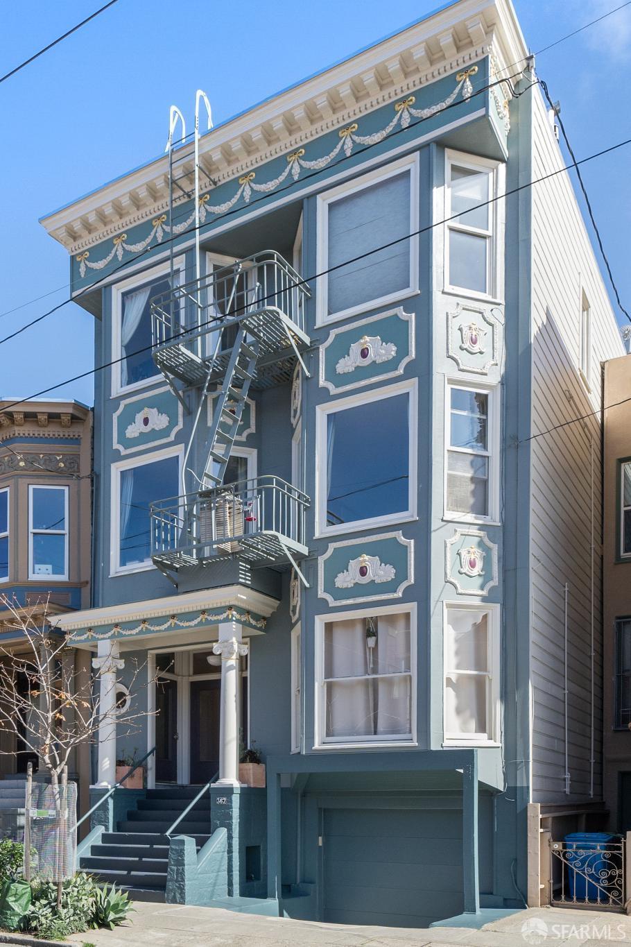 Photo #3: 425072523 Listing: Photo #3