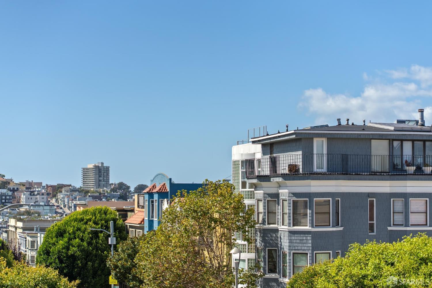 Detail Gallery Image 55 of 73 For 165 Francisco St #11,  San Francisco,  CA 94133 - 3 Beds | 2/1 Baths