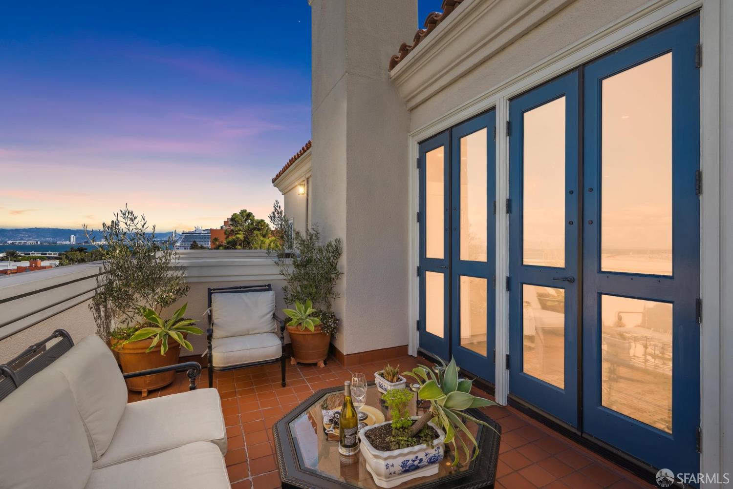 Detail Gallery Image 72 of 73 For 165 Francisco St #11,  San Francisco,  CA 94133 - 3 Beds | 2/1 Baths