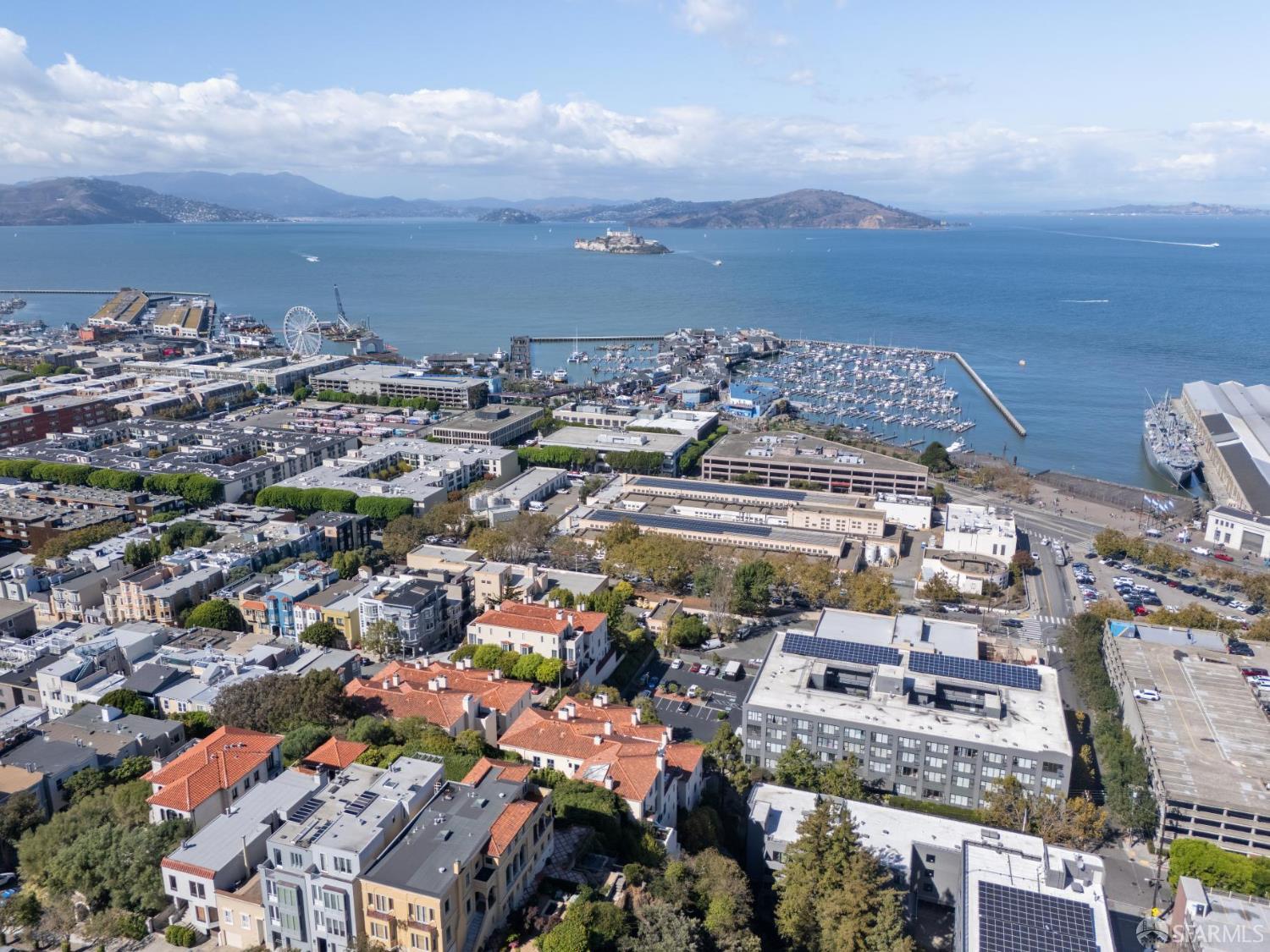 Detail Gallery Image 9 of 73 For 165 Francisco St #11,  San Francisco,  CA 94133 - 3 Beds | 2/1 Baths