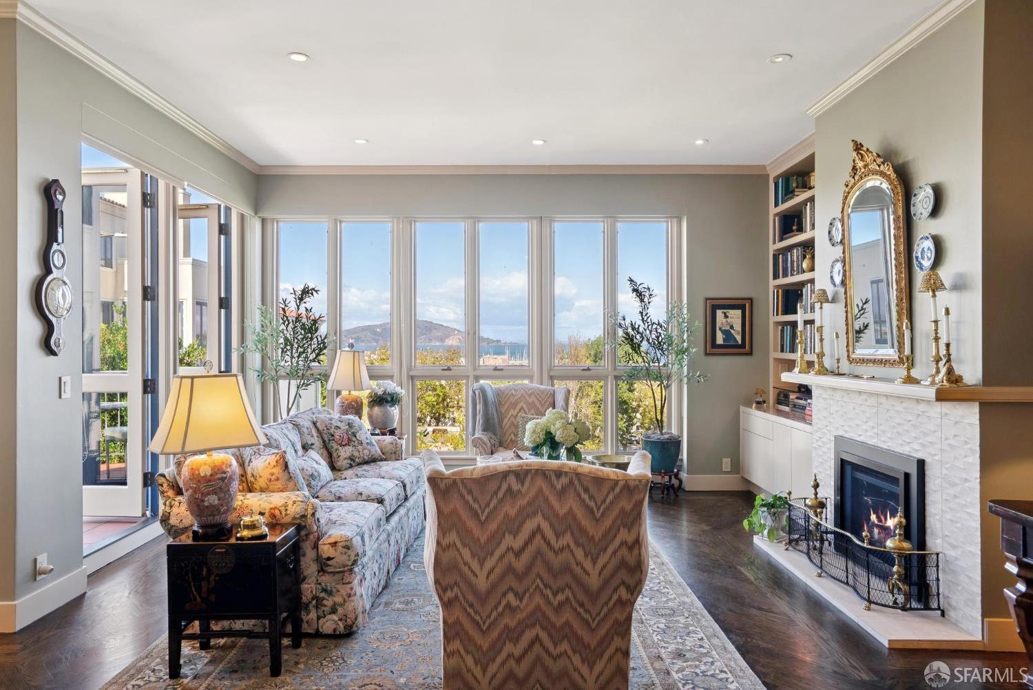 Detail Gallery Image 27 of 73 For 165 Francisco St #11,  San Francisco,  CA 94133 - 3 Beds | 2/1 Baths