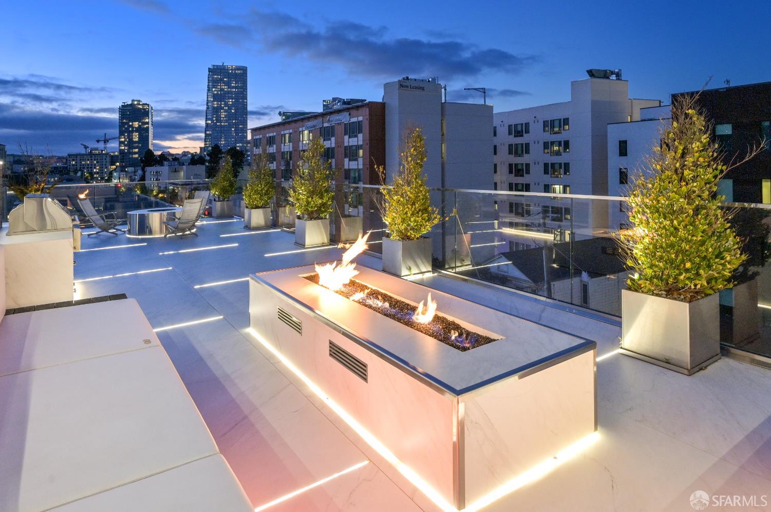 Photo #11: 425020174 Listing: Photo #11