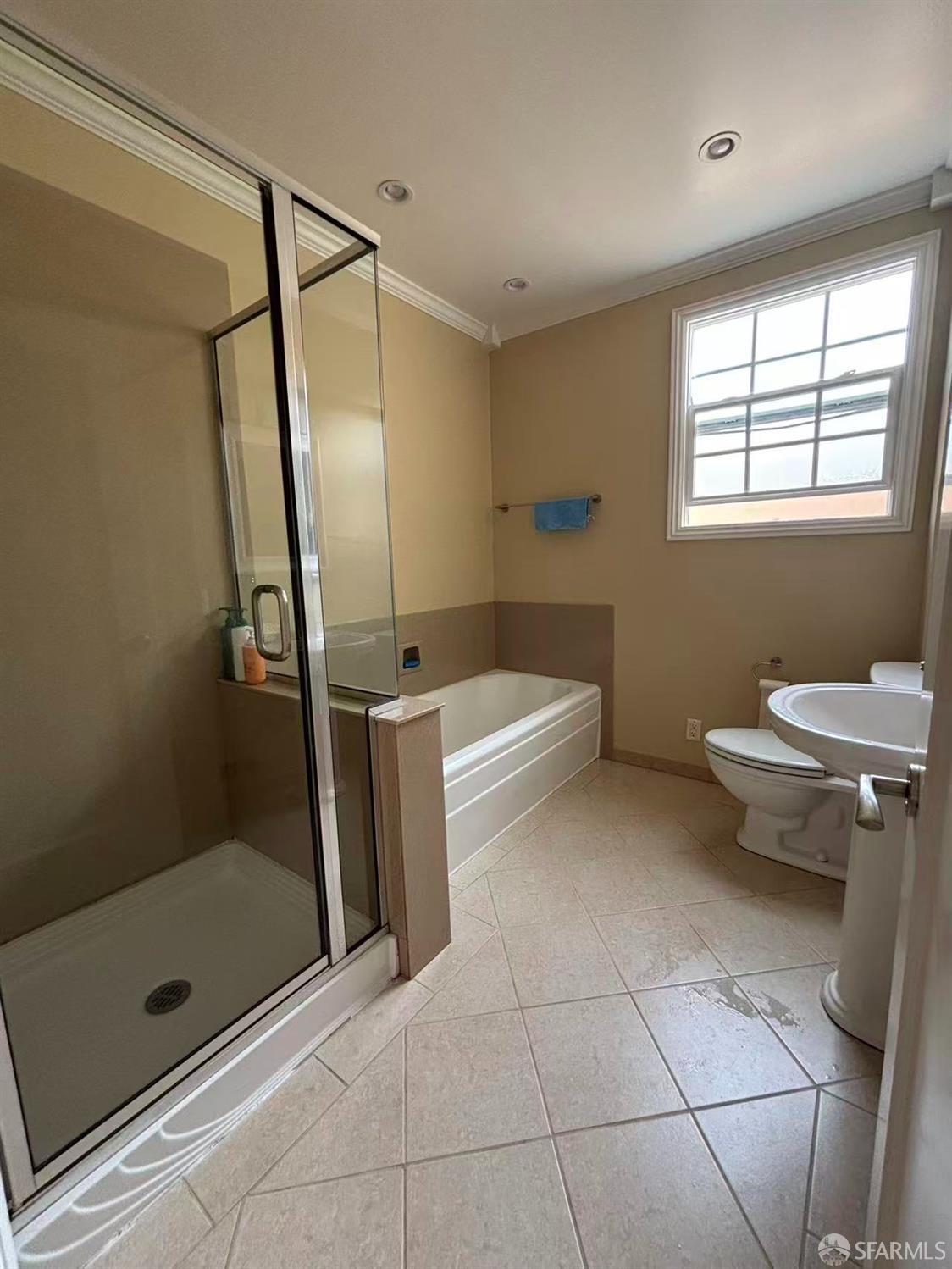 Detail Gallery Image 15 of 27 For 450 Laurel Ave, Millbrae,  CA 94030 - 4 Beds | 3 Baths