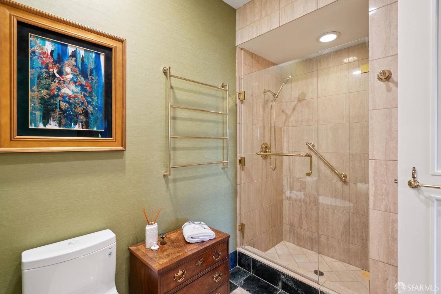 Detail Gallery Image 40 of 73 For 165 Francisco St #11,  San Francisco,  CA 94133 - 3 Beds | 2/1 Baths