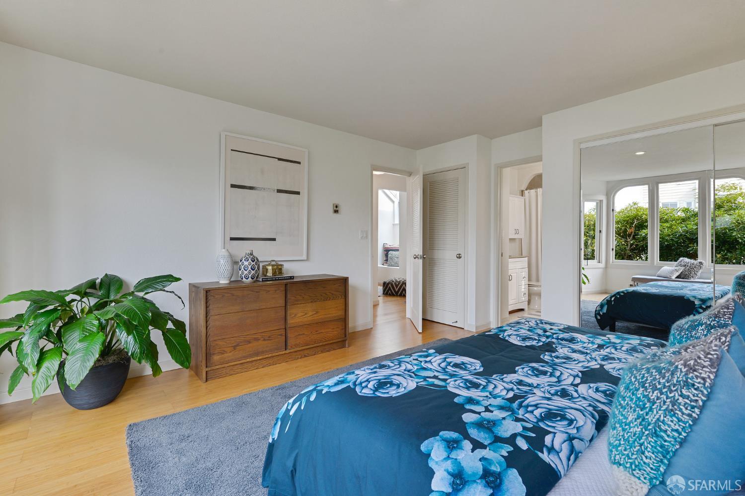 Photo #17: 425079388 Listing: Photo #17