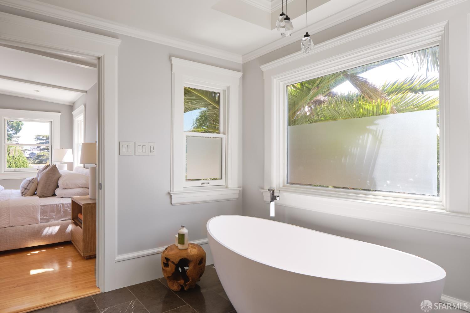 Detail Gallery Image 19 of 39 For 50 25th Ave, San Francisco,  CA 94121 - 5 Beds | 4/1 Baths